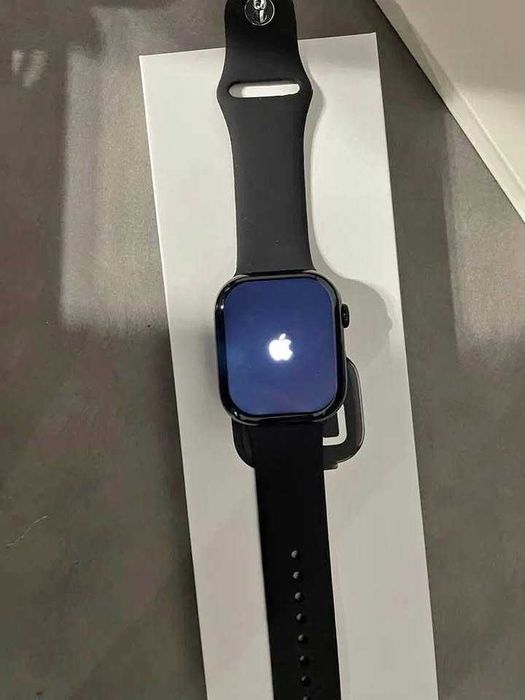 Apple Watch 10 GPS + Cellular