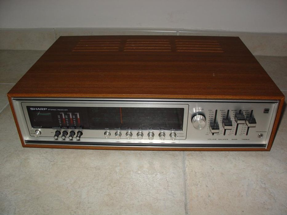 Thoshiba SA 606H Amplifier Stereo Turnur (Vintage)