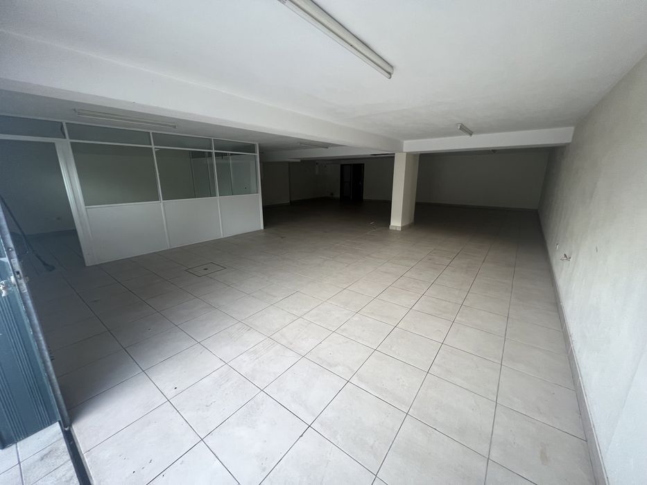 Armazem/Garagem junto ao mercadona de ermesinde