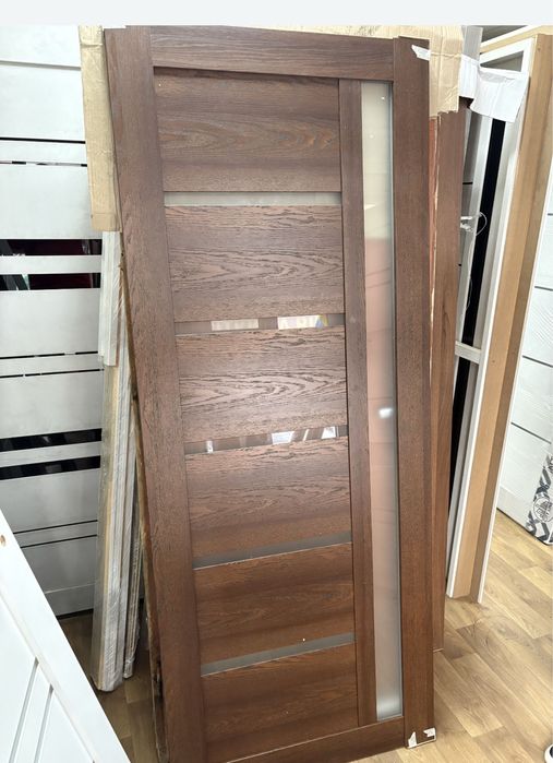 Продам міжкімнатні двері полотно 80