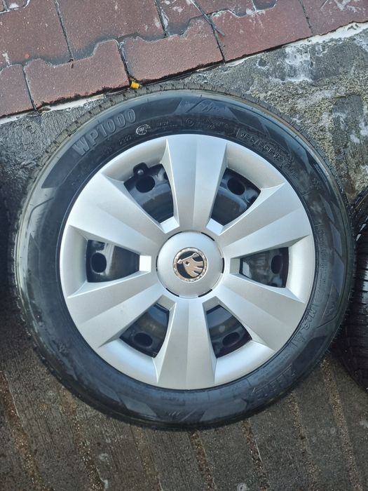 Nowe koła Skoda Fabia Rapid  Zimowe wyważone  185/65/R15
