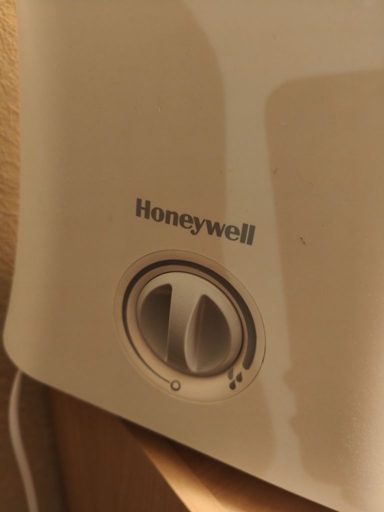 Зволожувач повітря Honeywell, увлажнитель