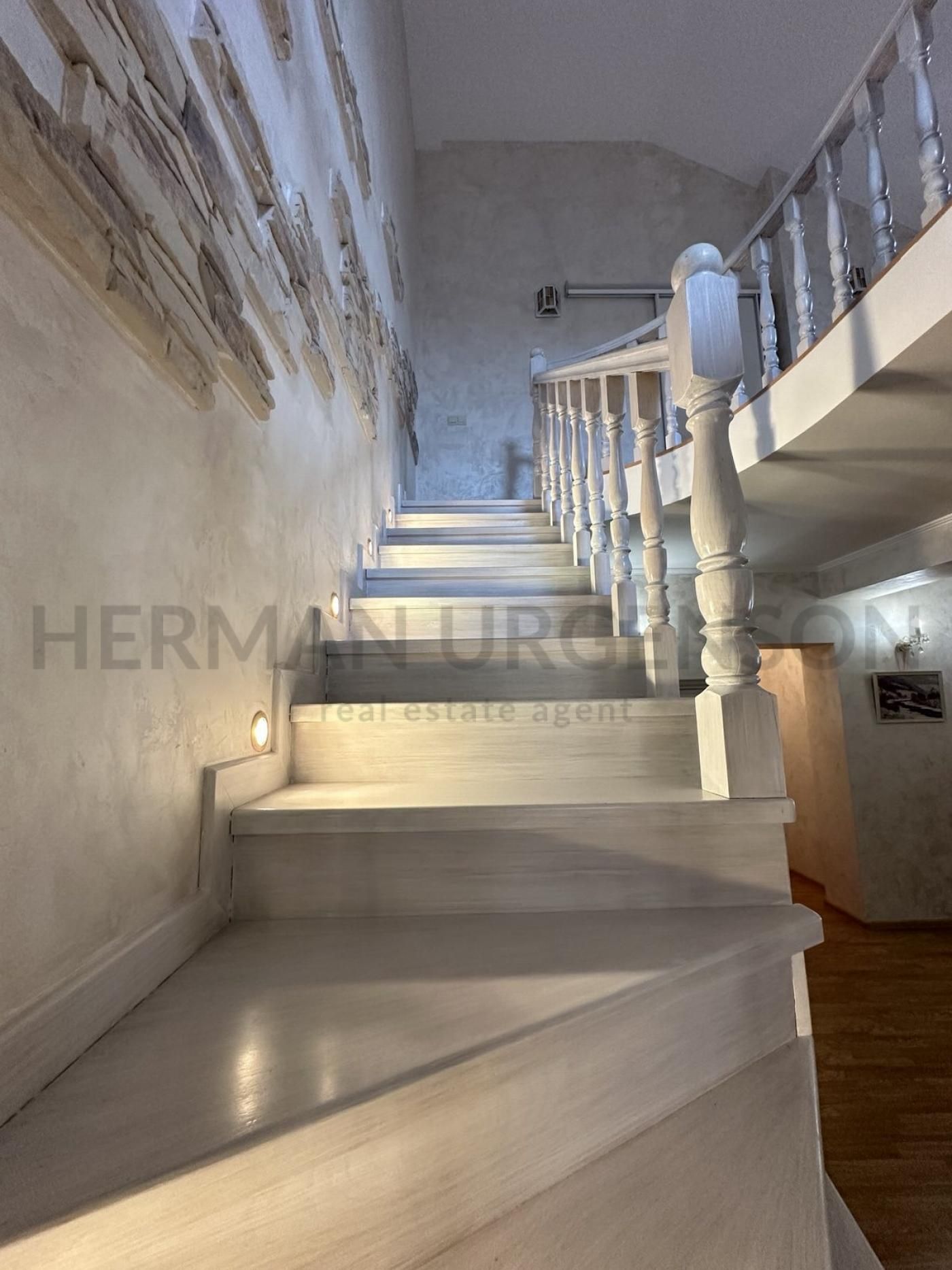 Продаж 4к квартири 200 м.кв / вул. Климпуша, Боздош