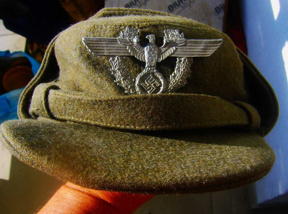 Stara Niemiecka Czapka 3 Rzesza 1944 r z Filmu o Rzeszy Orzeł