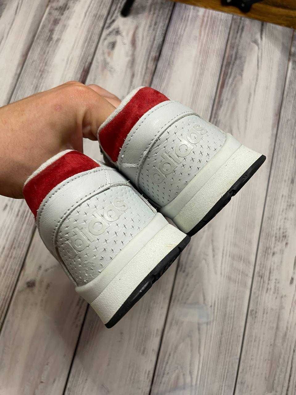 Кроссовки Adidas A.R. Sneakers