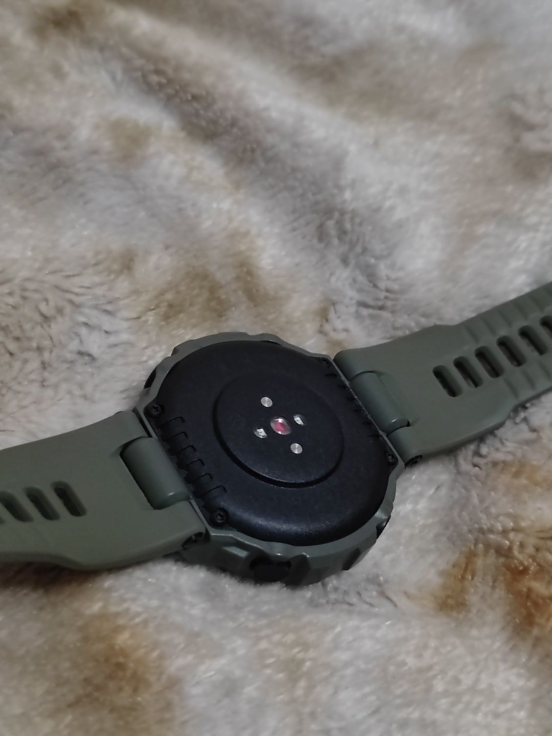 Смарт-годинник Amazfit T-Rex Army Green