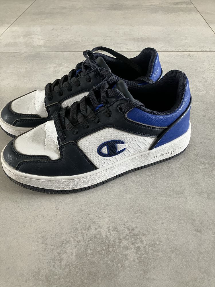 Champion 38 super stan