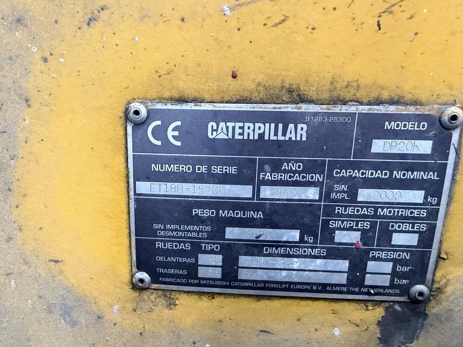 Empilhador CAT 2.0t gasóleo