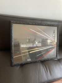 Quadro com moldura trabalhada 76x56cm - foto Londres