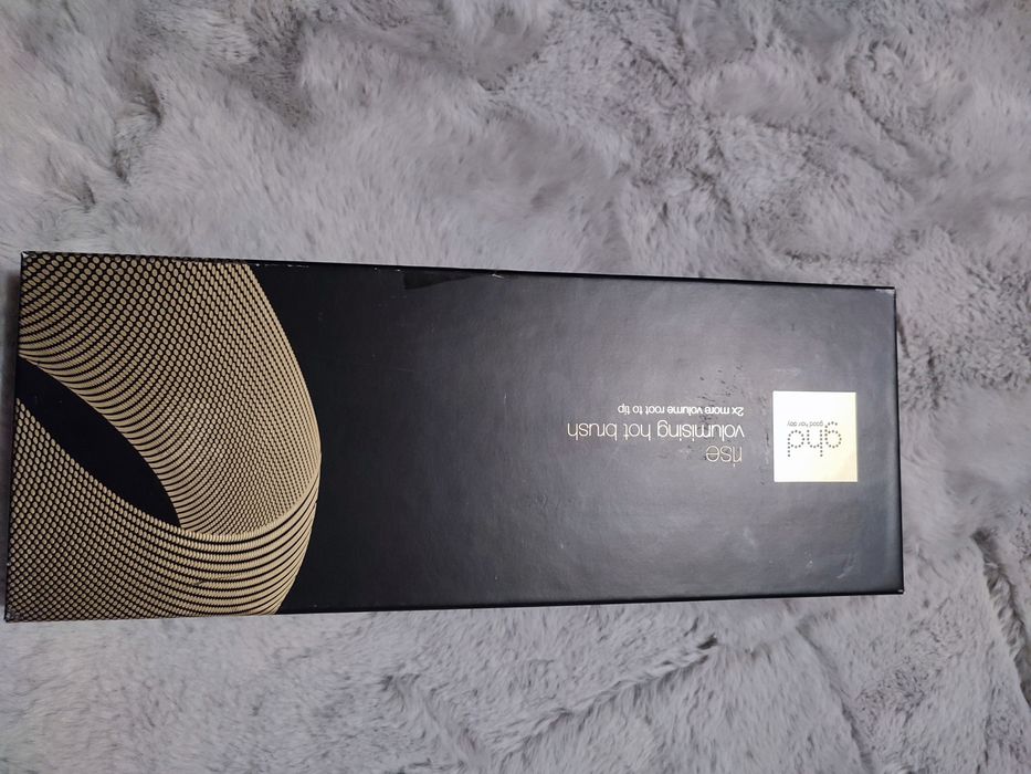 Щітка браш GHD Rise Volumising Hot Brush