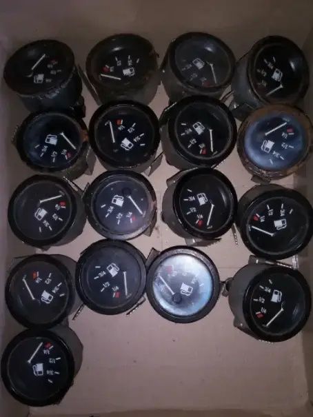 Датчик в торпеду Мерседес 207-410 208 209 210 307 308 309 310 407 408