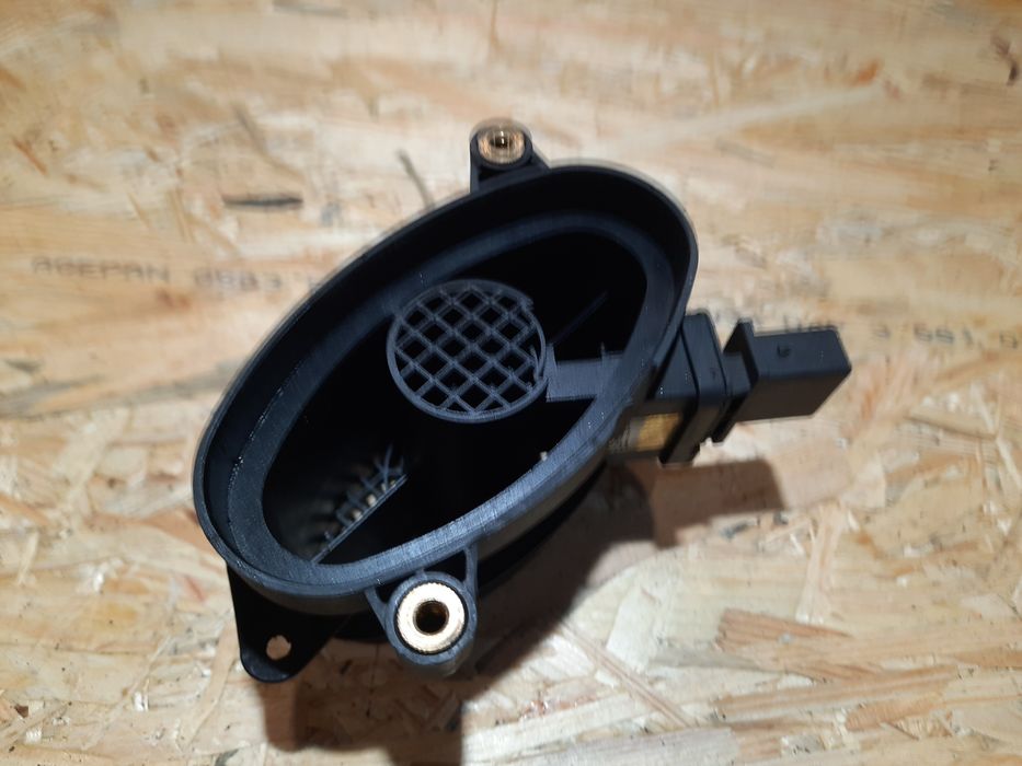 Przepływomierz BOSCH BMW E60 E61 2.5D 3.0D 218KM Oryginal