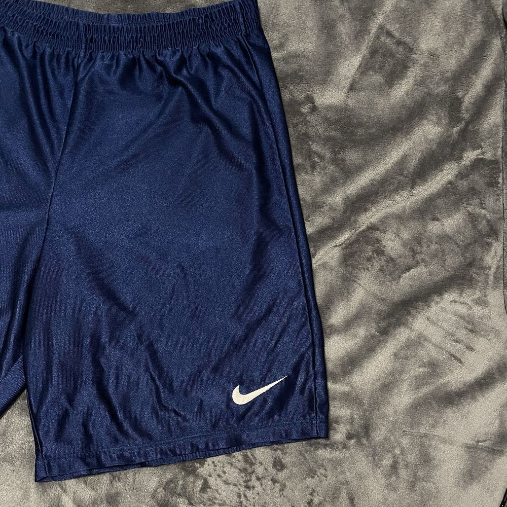 Вінтажні шорти Nike