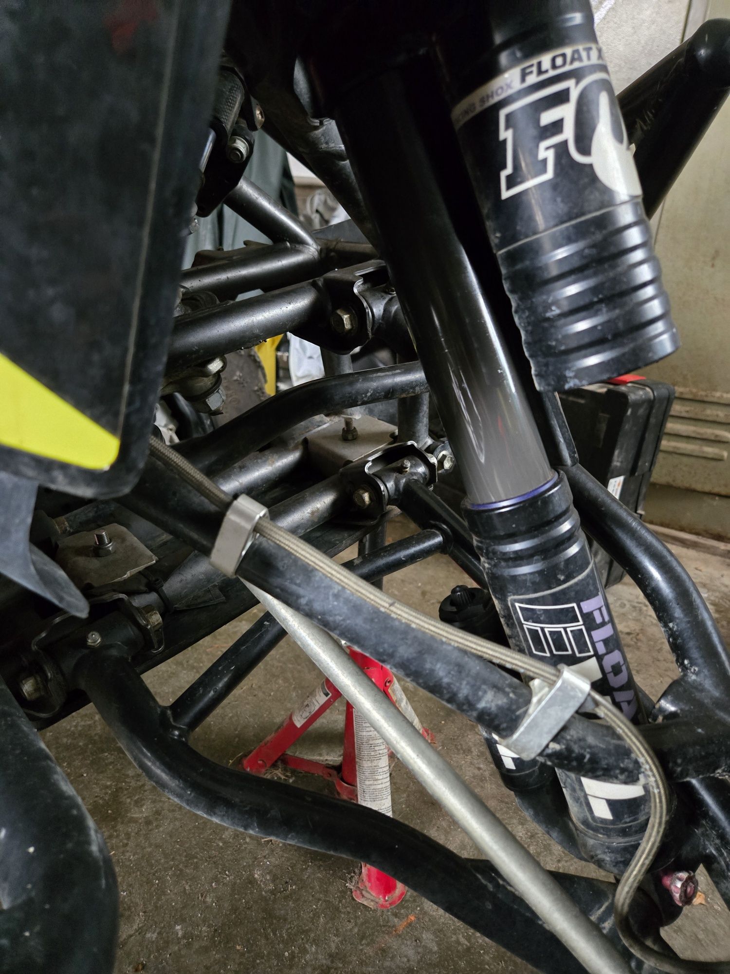 Suspensão e braços suzuki ltr 450