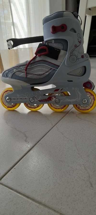 Patins em Linha Cinza