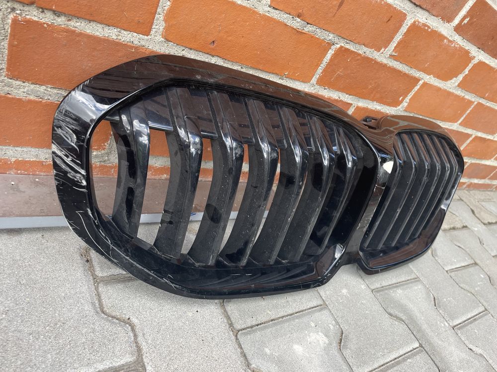 Bmw oryginalne nerki m pakiet f40 seria 1 grill do naprawy i malowania