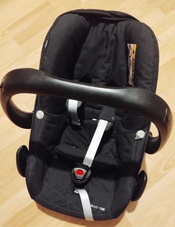 Fotelik Maxi Cosi Pebble 0-13 Black