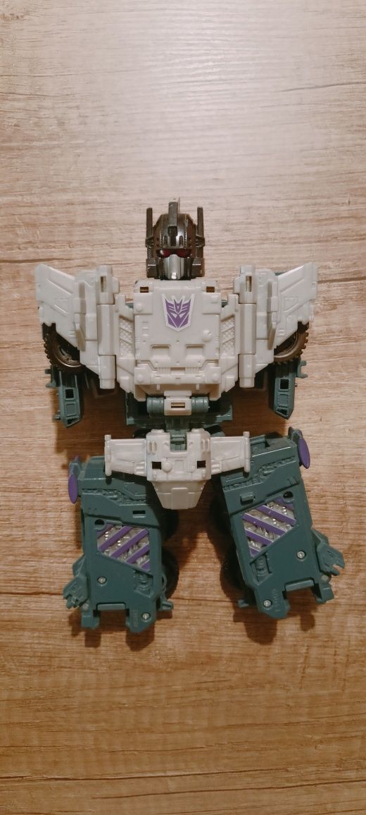 Transformers Combiner Wars Hasbro Onslaught