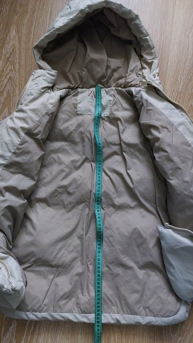 Пухове пальто ZARA на дівчинку 126/128см.