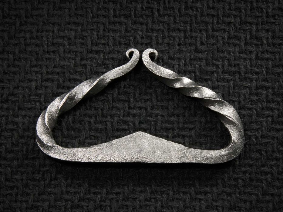 Kute krzesiwo kowalskie z krzemieniami, do bushcraftu i rekonstrukcji