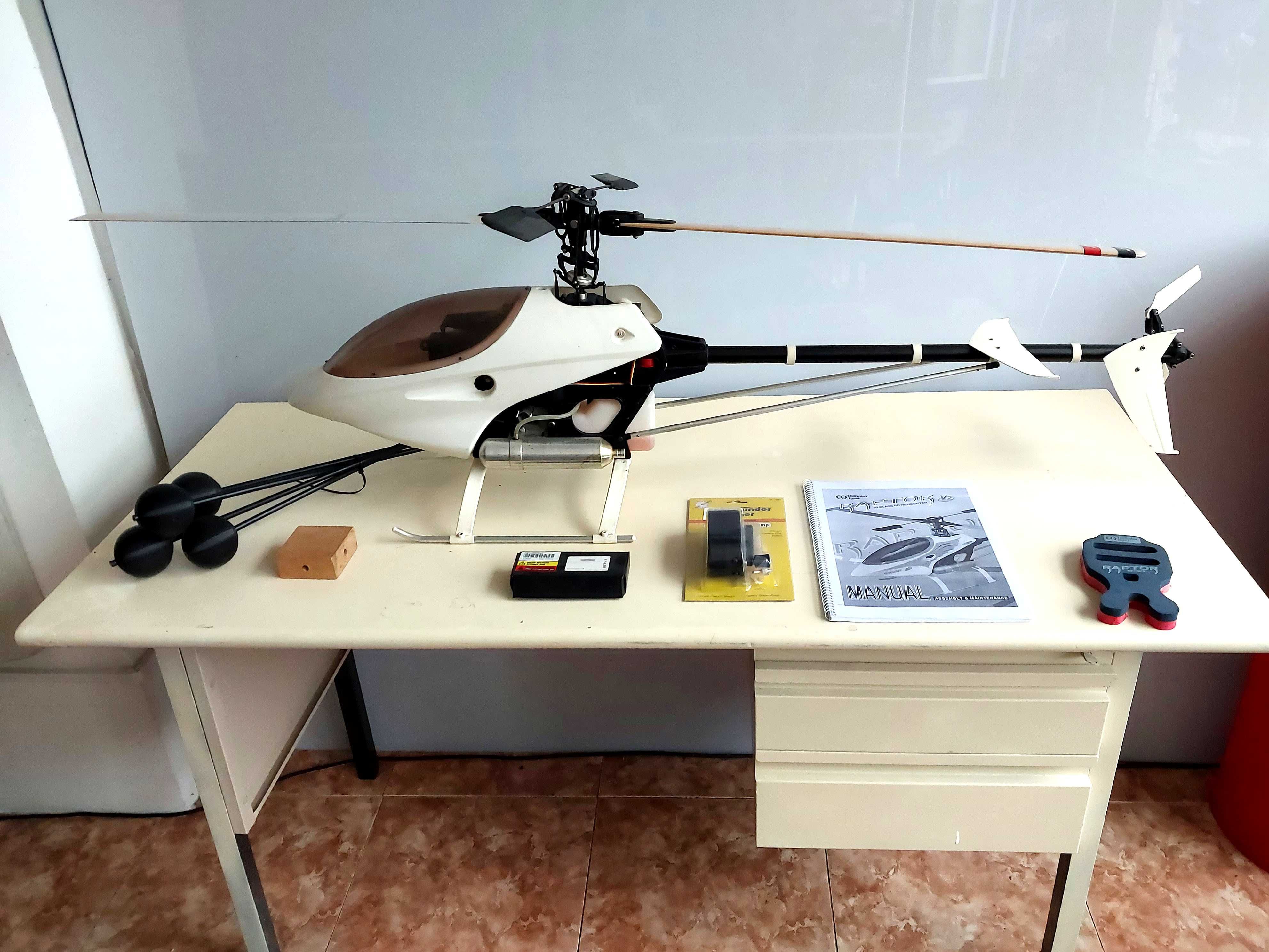 Helicóptero de Aeromodelismo (Novo)