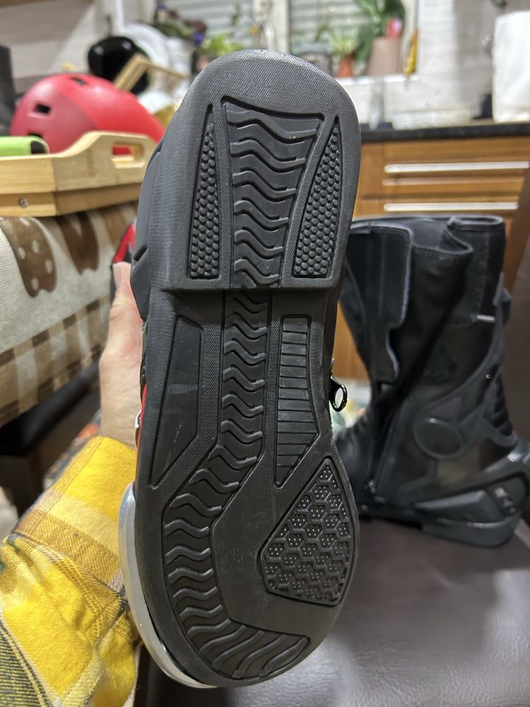 Botas Dainese novas