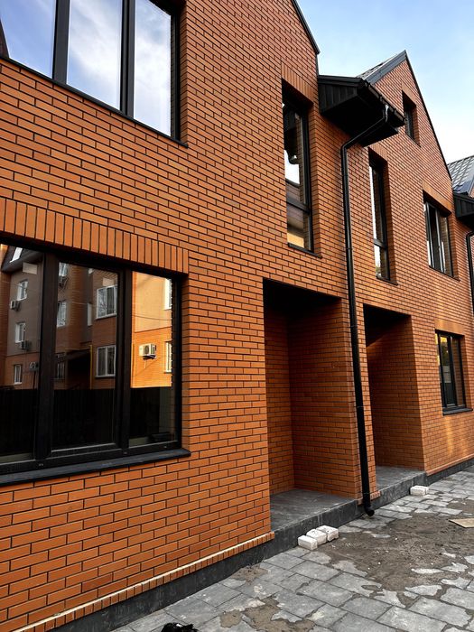 Єоселя 3% таунхаус Центр Ірпінь Центральні комунікації БЕЗ КОМІСІЇЇ