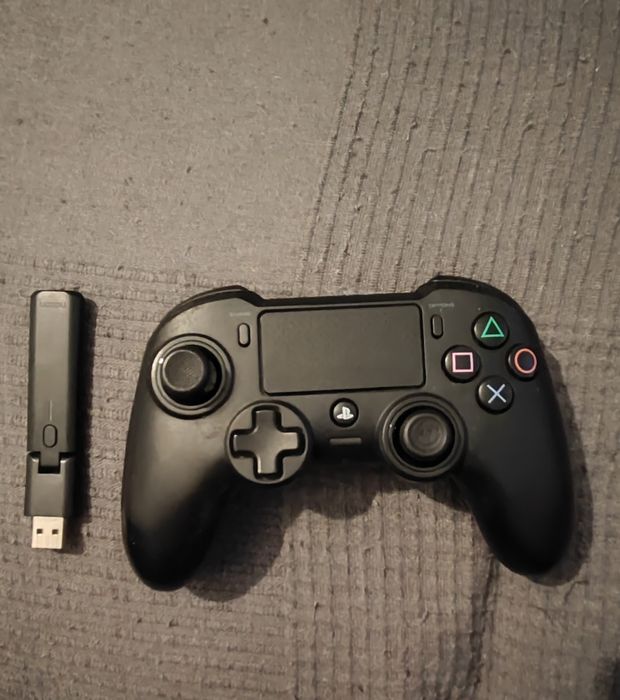 Comando PS4 Nacon Asymmetric Wireless