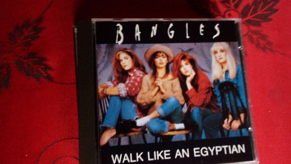 Bryan Adams, Aerosmith, Bangles, Genesis, Foo Fignters Roger Waters CD