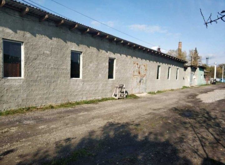 Продається комплекс складських приміщень