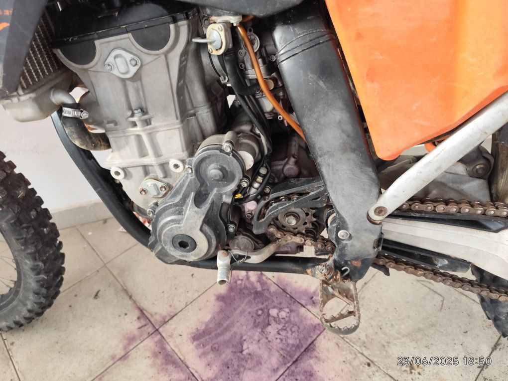 Vendo ou troco KTM 450