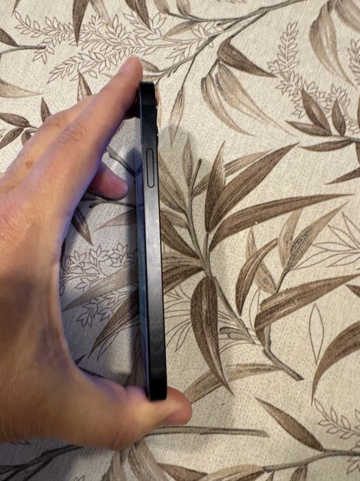 iPhone 12 128GB preto impecável como novo