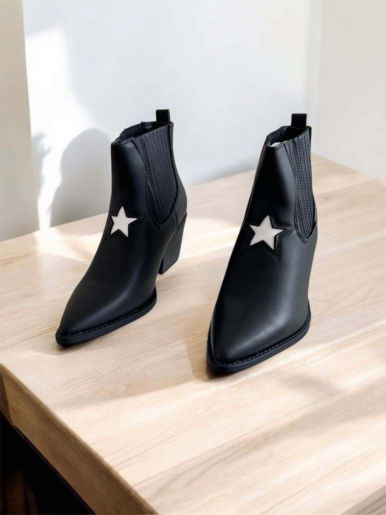 39 Sklep NOWE botki damskie wsuwane kowbojki model 1539