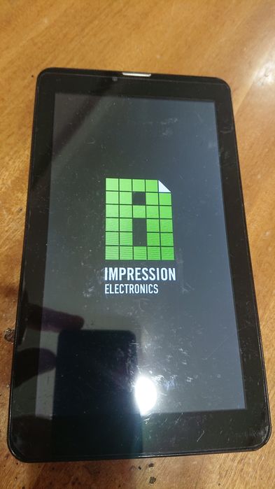 Продам планшет по цене зарядки. 
Отличное состояние
Смотрите фото. 
На