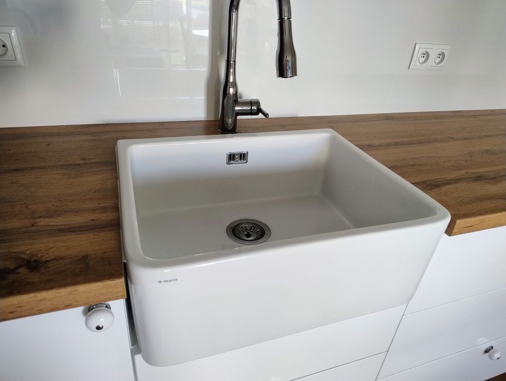 Zlewozmywak ceramiczny farmerski Sabor Deante