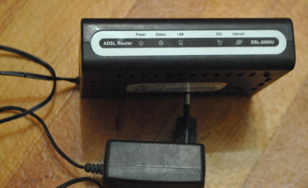 Маршрутизатор ADSL2+ Модель D-Link DSL-2500UEOL состояние нового