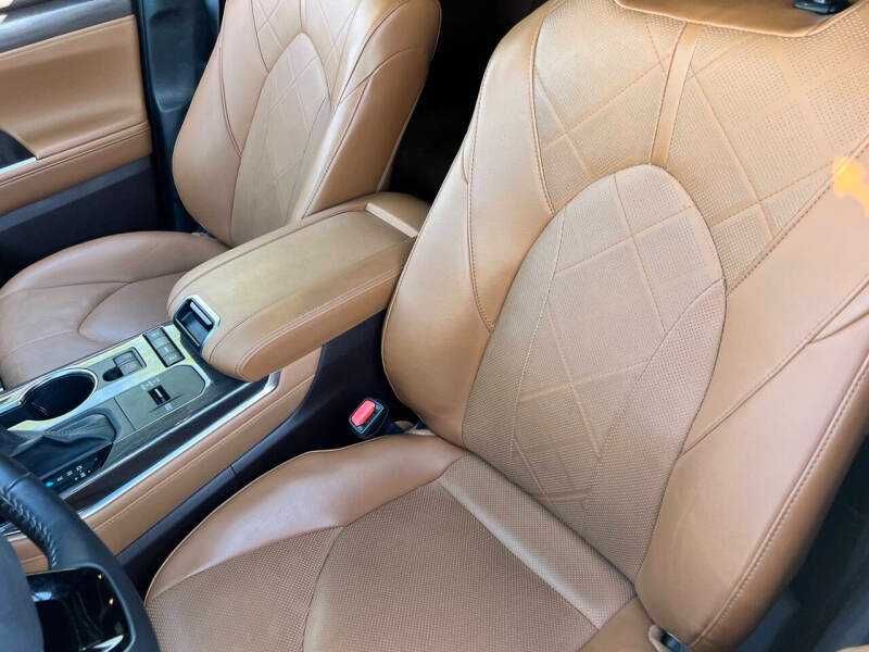 2021 Toyota Highlander