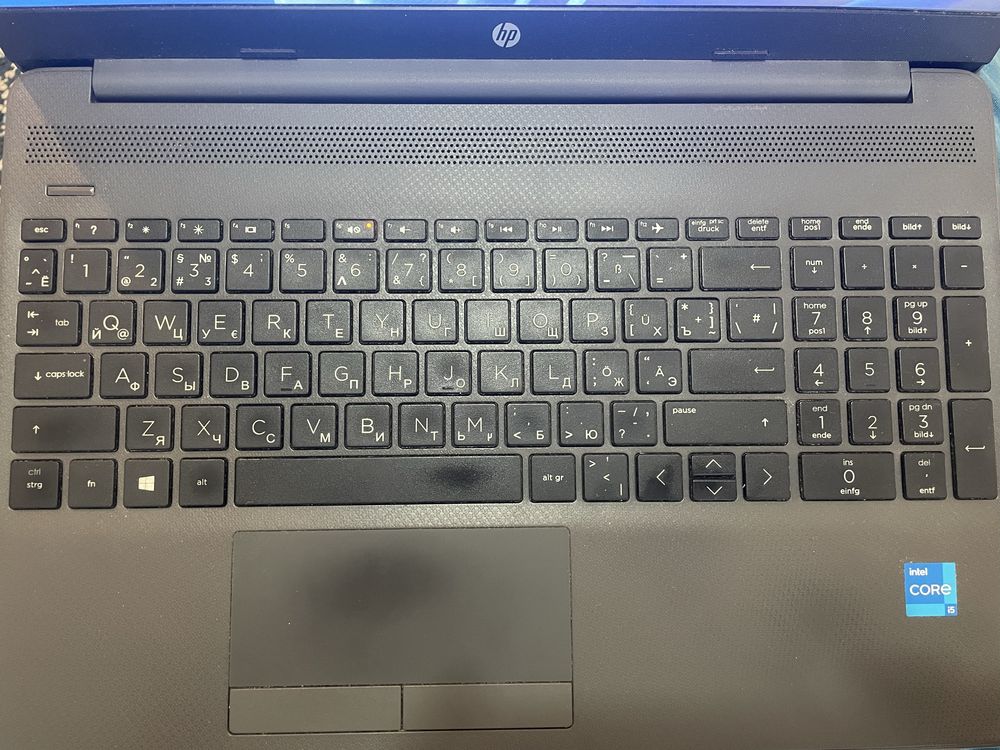 Laptop HP 250 G8 intel i51135G7 2.4 ghz 8gb RAM myszka gratis