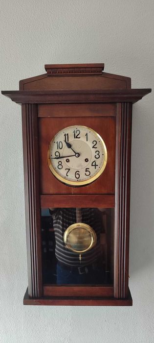 399 Zegar wiszący mechaniczny - antyk ( HAU Junghans)