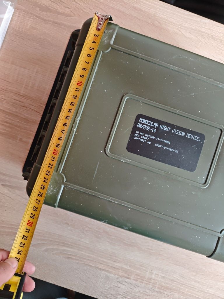 Ящик, кейс для pvs-14