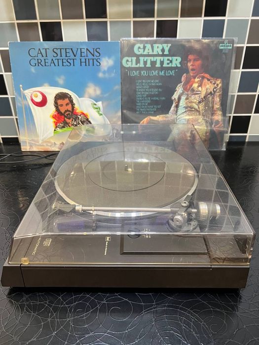 Dual CS 620Q Вініловий програвач