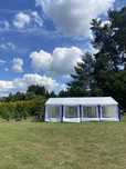 Uszkodzony namiot pawilon ogrodowy 5m x 8m