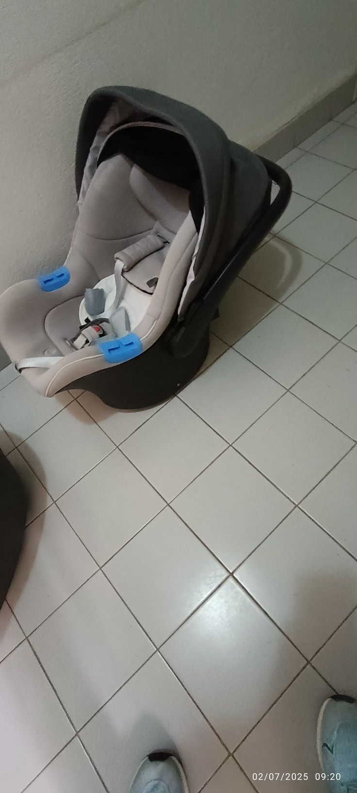 Carrinho de bebê completo valor 350