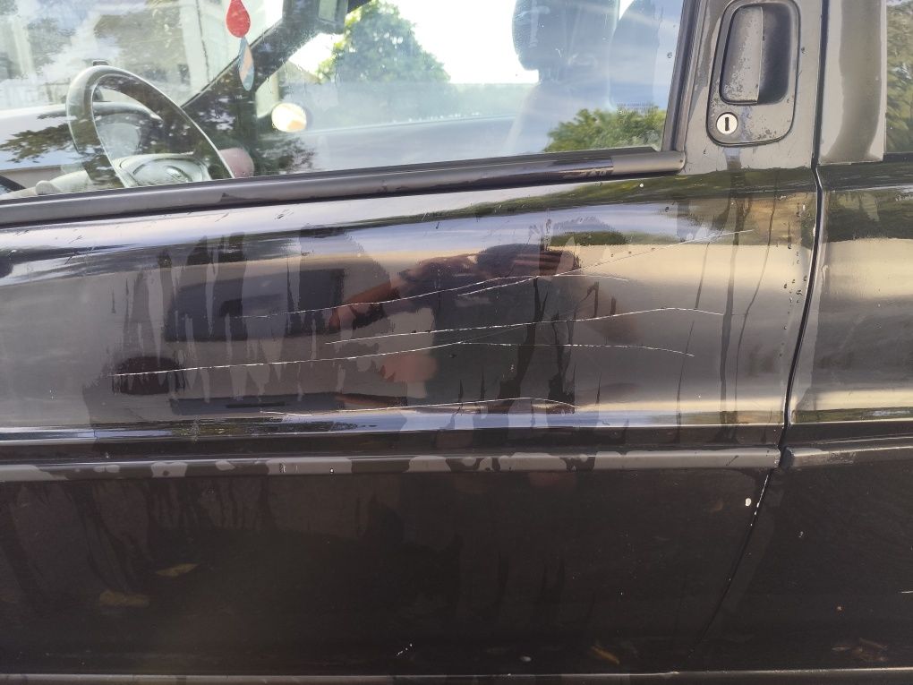 Vendo Lancia y 1.1 negociável.