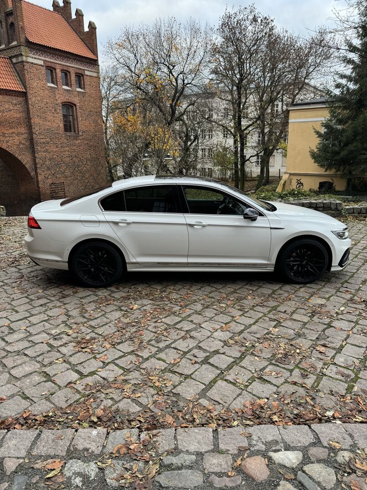 Volkswagen Passat R-Line 2.0 TDI 190Ps! 4Motion Kamery 360!