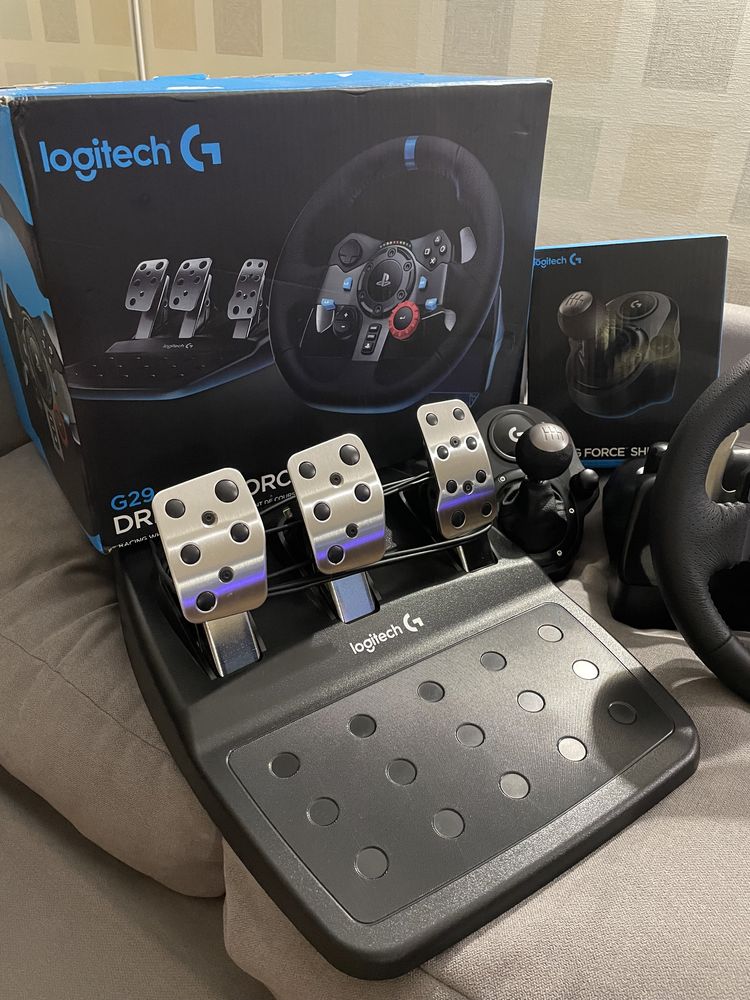 Игровой руль Logitech g29!