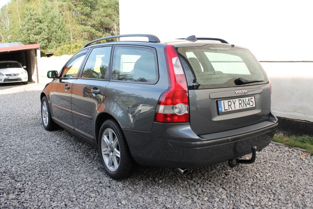 Volvo V50 AWD T5