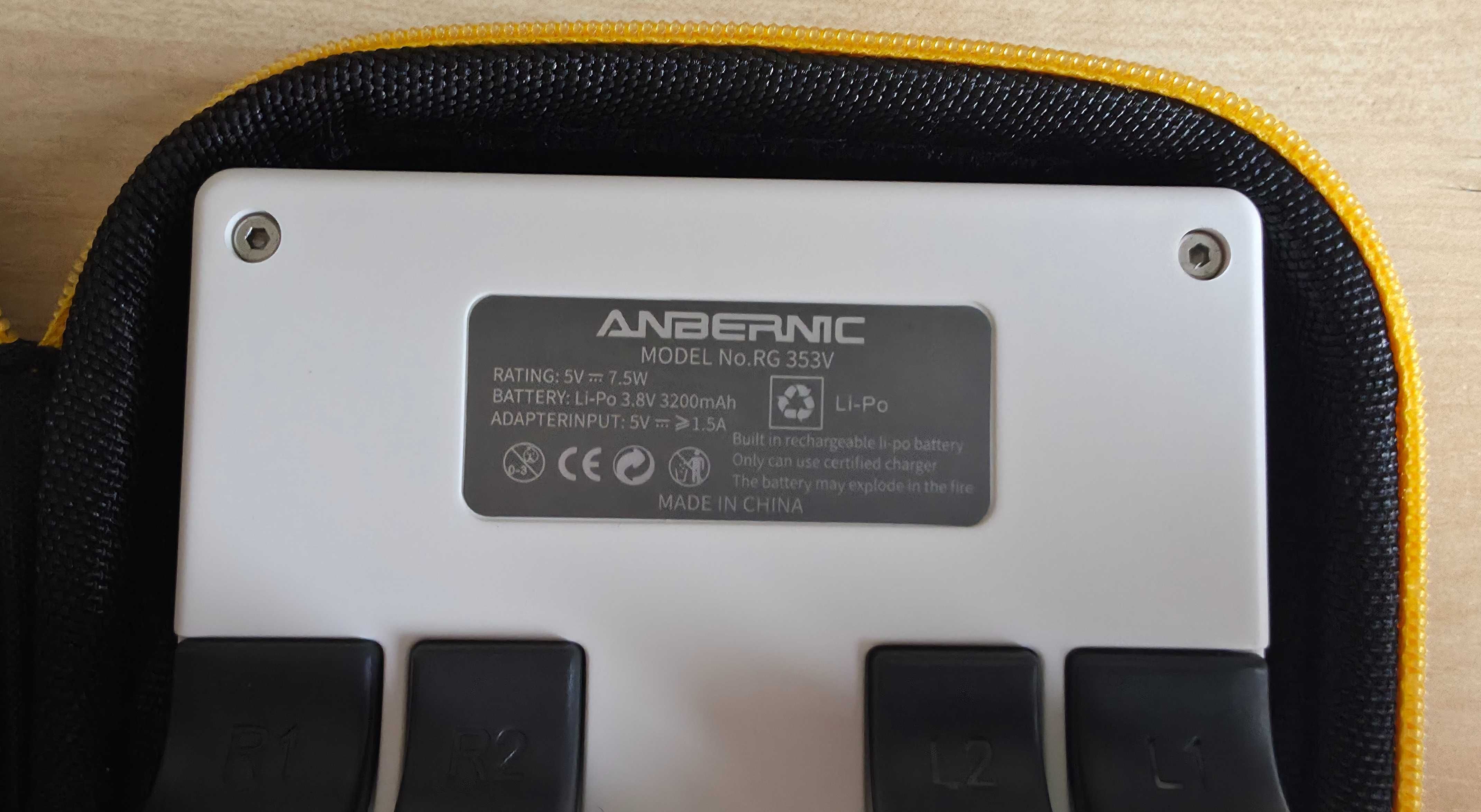 Konsola retro ANBERNIC 353V z Android [34 374 gry na kacie pamięci]