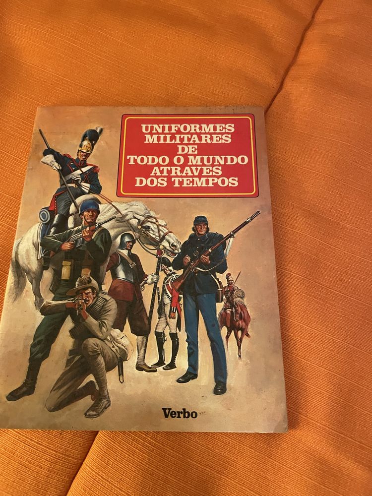 Livros com e de historia