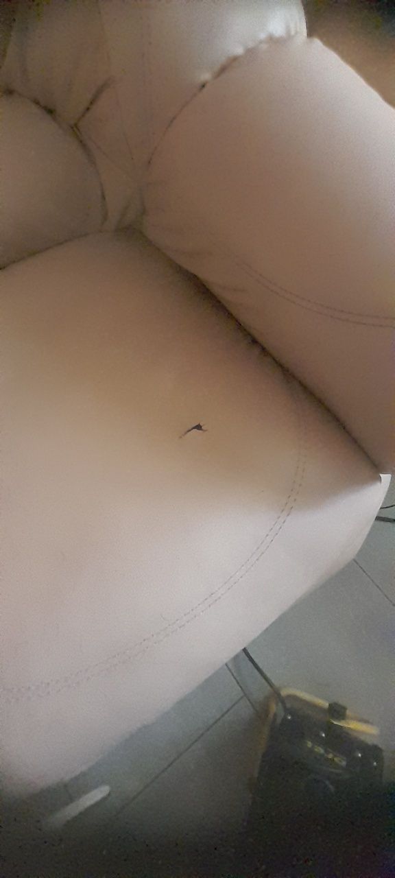 Sofa, 2 fotele i puf. Pilne. Odbiór osobisty